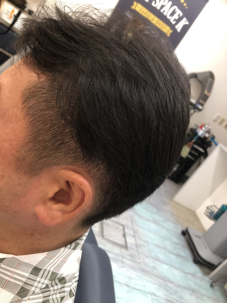 サイドツーブロックから バックの刈り上げへの繋がり カットスペース K Barber Shop 横浜市港南区の理容室 上永谷と下永谷の中間地にある理髪店です フェードカットやスキンフェードなどのメンズカットに定評あり 駐車場２台分完備