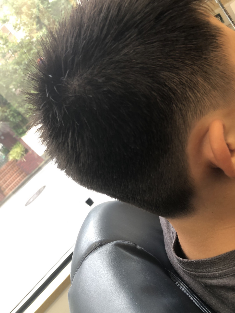 メンズ ヘアスタイル 中学生 フォワード ソフトモヒカン カットスペース K Barber Shop 横浜市港南区の理容室 上永谷と下永谷の中間地にある理髪店です フェードカットやスキンフェードなどのメンズカットに定評あり 駐車場２台分完備