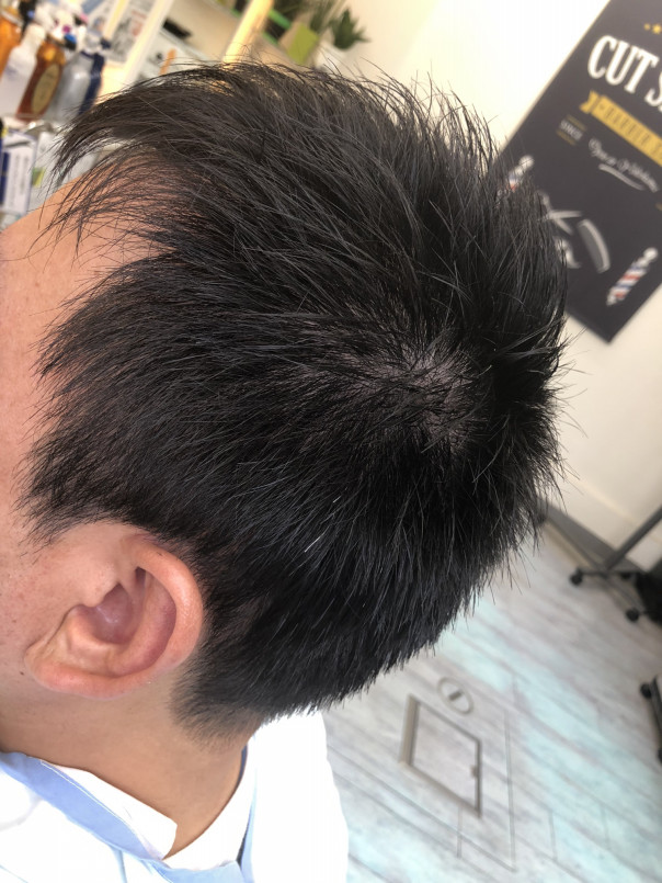 ソフトモヒカン ショートでも切ったばかり感を抑えた仕上がり スパイキー カットスペース K Barber Shop 横浜市港南区の理容室 上永谷と下永谷の中間地にある理髪店です フェードカットやスキンフェードなどのメンズカットに定評あり 駐車場２台分完備