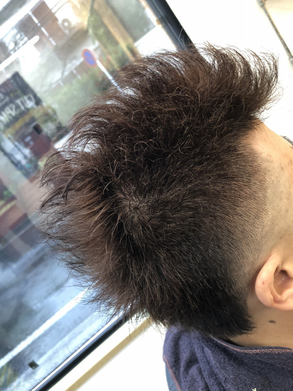 攻めたスタイル スキンフェード アシメモヒカン ウルフ カットスペース K Barber Shop 横浜市港南区の理容室 上永谷と下永谷の中間地にある理髪店です フェードカットやスキンフェードなどのメンズカットに定評あり 駐車場２台分完備