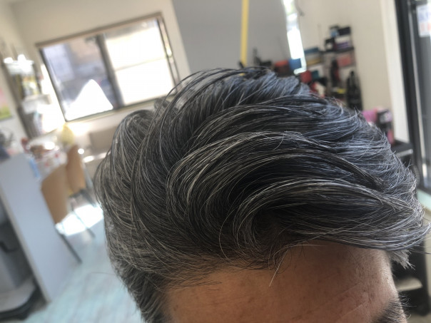 サイドバック 落ち着いた刈り上げのビジネススタイル カットスペース K Barber Shop 横浜市港南区の理容室 上永谷と下永谷の中間地にある理髪店です フェードカットやスキンフェードなどのメンズカットに定評あり 駐車場２台分完備