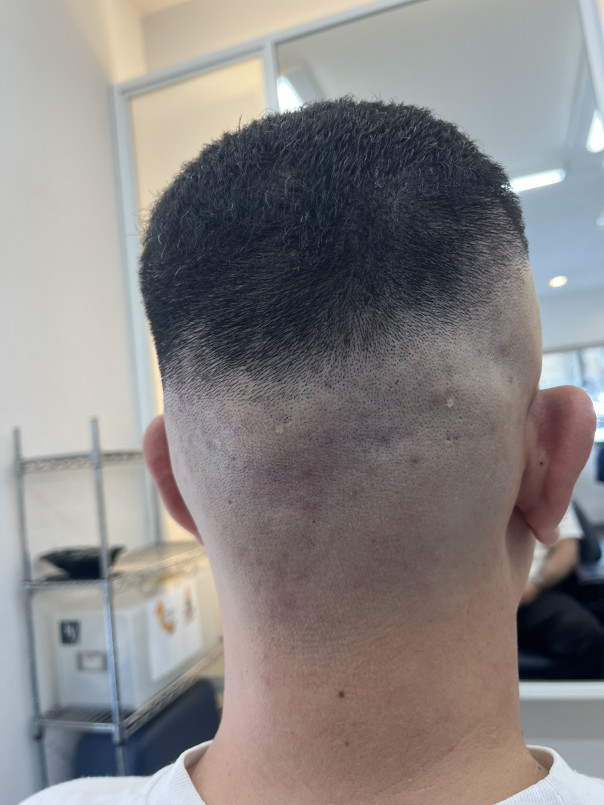 パンチパーマ スキンフェード Barber Style カットスペース ｋ ｰ Barber Shop 横浜市港南区の理容室 上永谷と下永谷の中間地にある理髪店です フェードカットやスキンフェードなどのメンズカットに定評あり 駐車場２台分完備