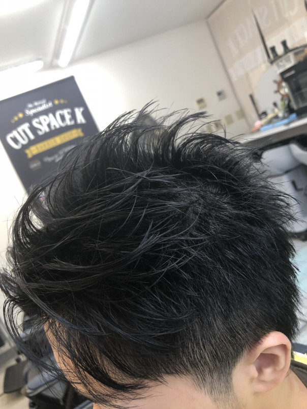 ウルフカット 高校生 カットスペース K Barber Shop 横浜市港南区の理容室 上永谷と下永谷の中間地にある理髪店です フェード カットやスキンフェードなどのメンズカットに定評あり 駐車場2台分完備 ウルフカット 高校生 カットスペース K Barber Shop 横浜市港南区の理容室 上永谷と下永谷の中間地にある理髪店です フェード カットやスキンフェードなどのメンズカットに定評あり 駐車場2台分完備