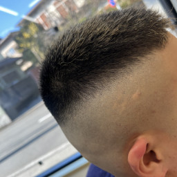 ボウズ おしゃれ坊主フェード カットスペース ｋ ｰ Barber Shop 横浜市港南区の理容室 上永谷と下永谷の中間地にある理髪店です フェードカットやスキンフェードなどのメンズカットに定評あり 駐車場２台分完備