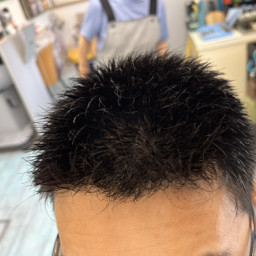 スパイキー ショートシャギー カットスペース ｋ ｰ Barber Shop 横浜市港南区の理容室 上永谷と下永谷の中間地にある理髪店です フェードカットやスキンフェードなどのメンズカットに定評あり 駐車場２台分完備