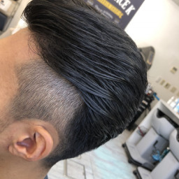 ツーブロック メンズツーブロック ページ3 カットスペース K Barber Shop 横浜市港南区の理容室 上永谷と下永谷の中間地にある理髪店です フェードカットやスキンフェードなどのメンズカットに定評あり 駐車場２台分完備