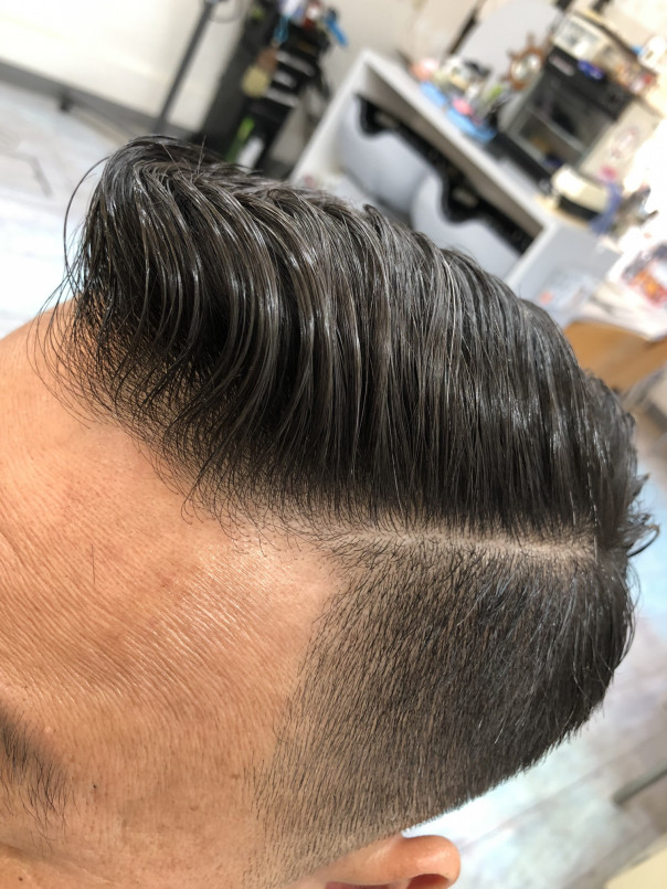 フェードカット サイドパートスタイル カットスペース K Barber Shop 横浜市港南区の理容室 上永谷と下永谷の中間地にある理髪店です フェードカットやスキンフェードなどのメンズカットに定評あり 駐車場２台分完備