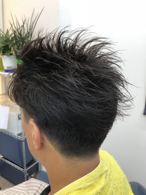 スリーブロック カットスペース K Barber Shop 横浜市港南区の理容室 上永谷と下永谷の中間地にある理髪店です フェードカットやスキンフェードなどのメンズカットに定評あり 駐車場２台分完備