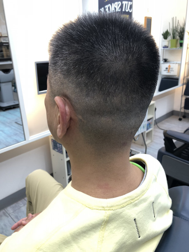 おしゃれボウズ フェードカット カットスペース K Barber Shop 横浜市港南区の理容室 上永谷と下永谷の中間地にある理髪店です フェードカットやスキンフェードなどのメンズカットに定評あり 駐車場２台分完備