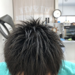 キッズカット 小学生 男の子の髪型 カットスペース ｋ ｰ Barber Shop 横浜市港南区の理容室 上永谷と下永谷の中間地にある理髪店です フェードカットやスキンフェードなどのメンズカットに定評あり 駐車場２台分完備