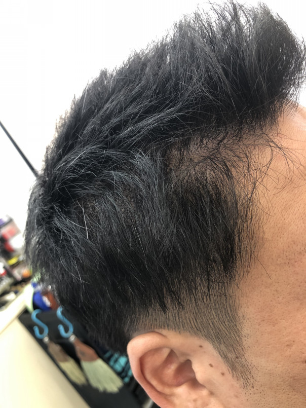 メンズ ショート ソフトモヒカン ツーブロック カットスペース K Barber Shop 横浜市港南区の理容室 上永谷と下永谷の中間地にある理髪店です フェードカットやスキンフェードなどのメンズカットに定評あり 駐車場２台分完備