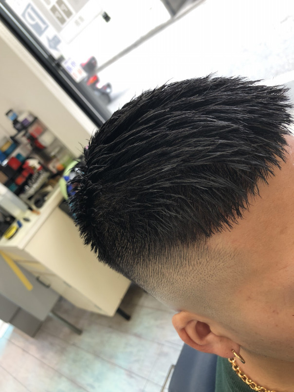 スキンフェード クロップスタイル Barberstyle カットスペース ｋ ｰ Barber Shop 横浜市港南区の理容室 上永谷と下永谷の中間地にある理髪店です フェードカットやスキンフェードなどのメンズカットに定評あり 駐車場２台分完備