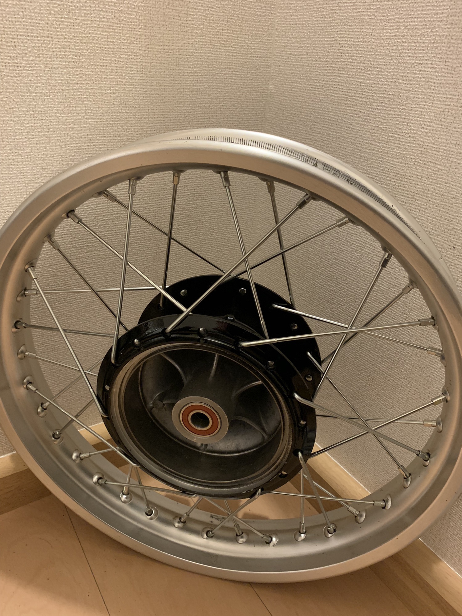 スポーク張り機、スポーク張り替えに挑戦したい方、引取り限定です。