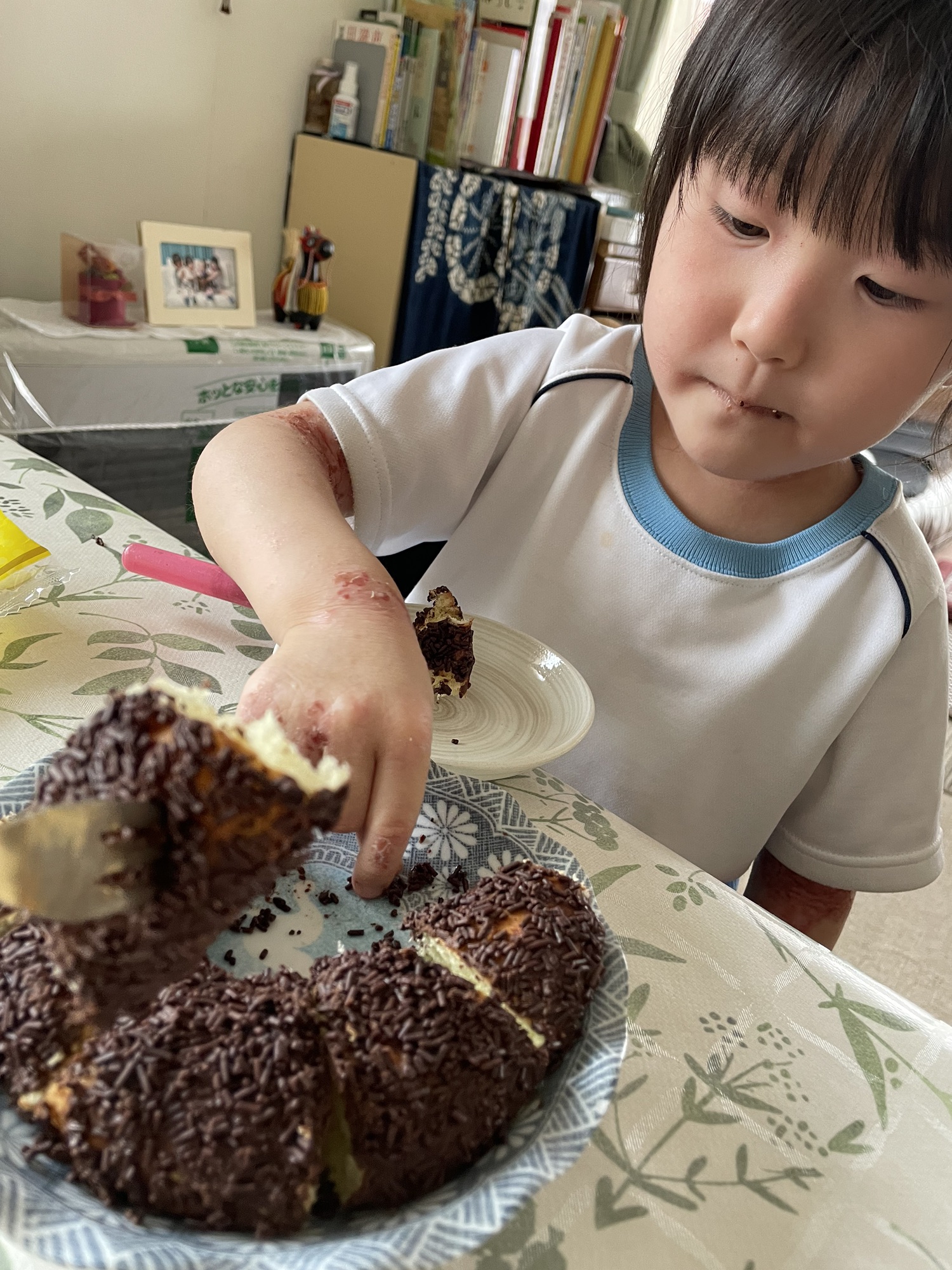 チョコスプレーは青森だけ | YOGA 結