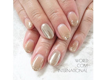 お客様ネイルです カラグラ ミラーネイル World Com International