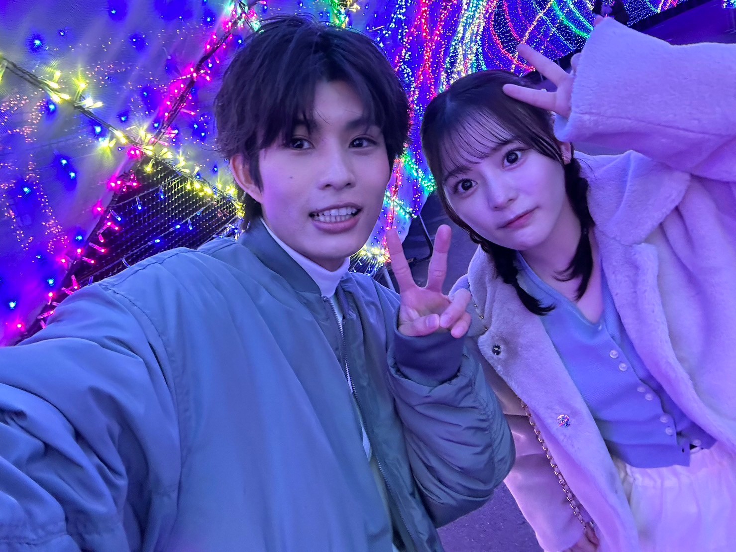 とうなぎデートオフショット公開🍓🐾 | 番組記事 | ABEMA