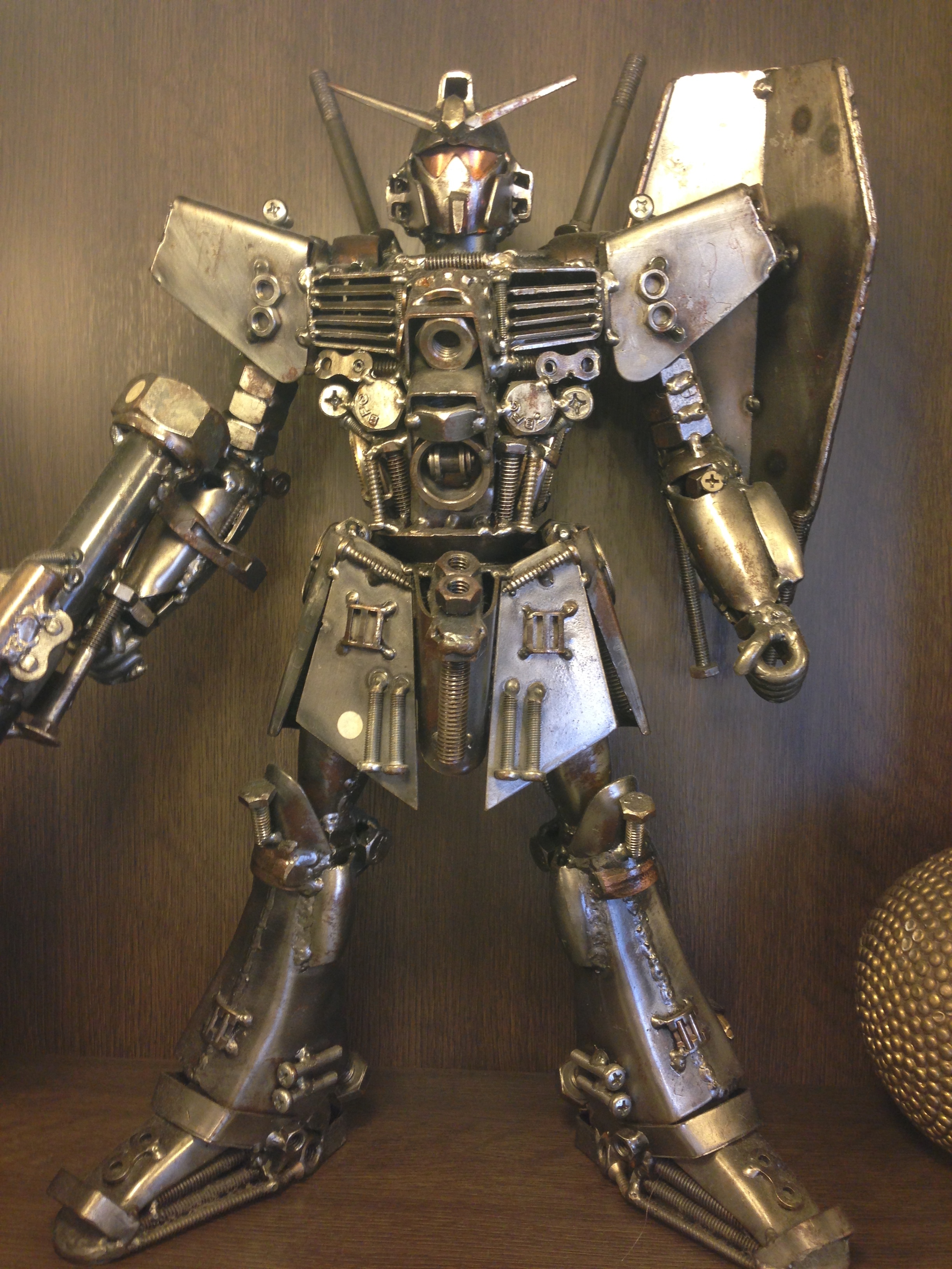 モビルスーツのような鉄くずフィギュア | Mr．G's Hobby Room