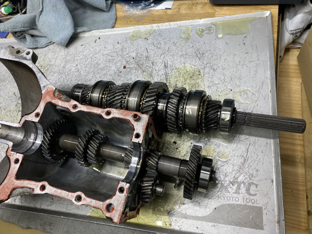 ジムニー ミッションオーバーホール JA11 | ジムニー専門店AToRiKAブログ 