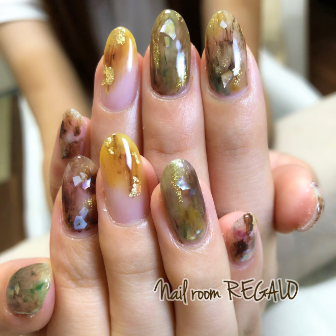 ニュアンスネイル 秋色です パラジェル登録店 手の病院サロン Nail Room Regalo ネイルルームレガロ 寝屋川市香里園