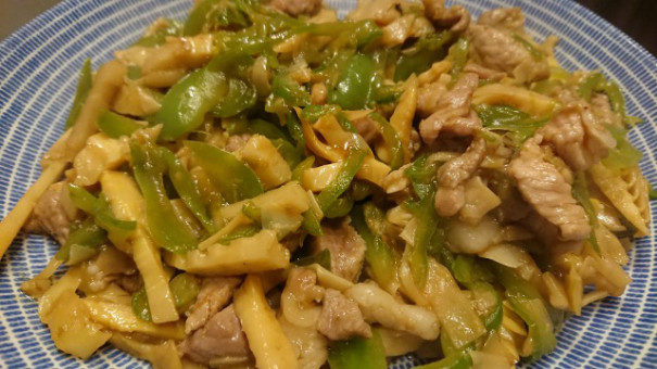 野郎飯流 細くないし牛じゃなく豚を使う青椒肉絲 年3月末までの野郎飯 野郎飯流 細くないし牛じゃなく豚を使う青椒肉絲 年3月末までの野郎飯