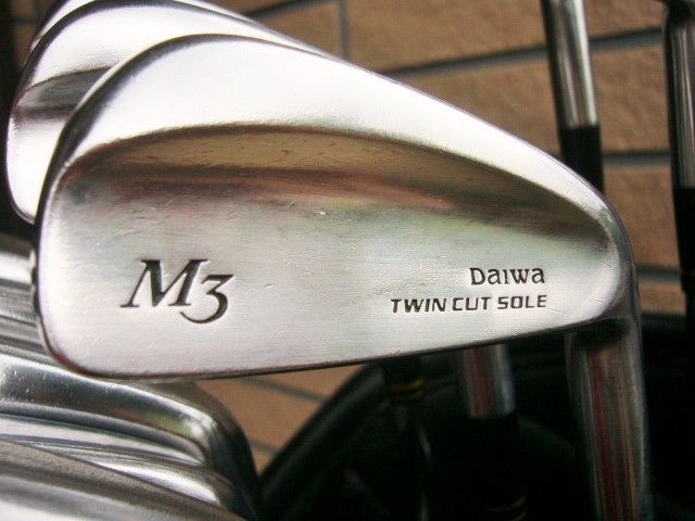 【レフティ】ダイワ TWIN CUT SOLE TS-3 アイアンセット 8本 レフティ】ダイワ TWIN CUT SOLE TS-3 アイアンセット 8本