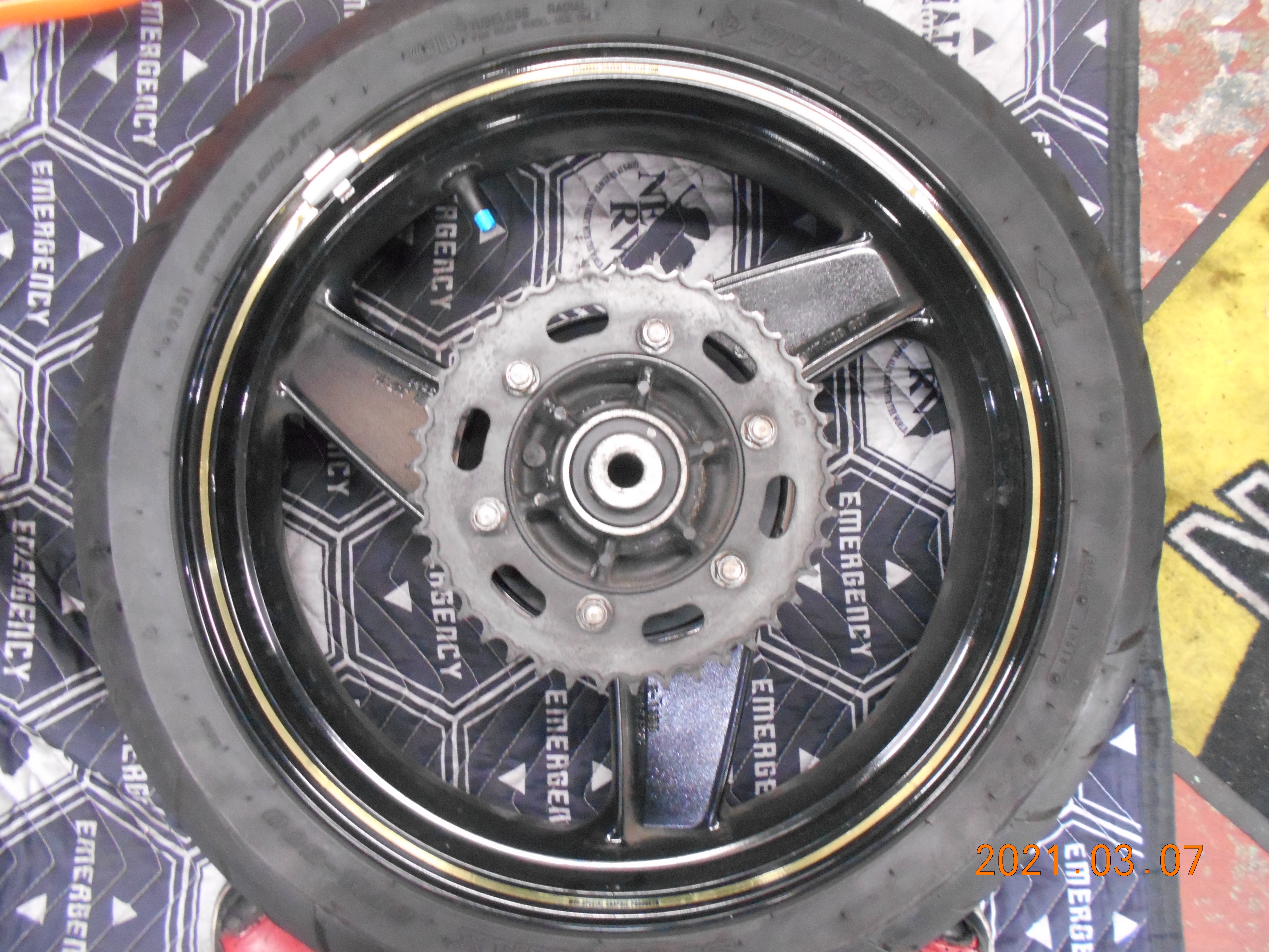 zrx400 純正ホイール前後(新品スプロケット付き) 今月限定値下げ中】zrx400 ホイール前後 ディスク、スプロケット