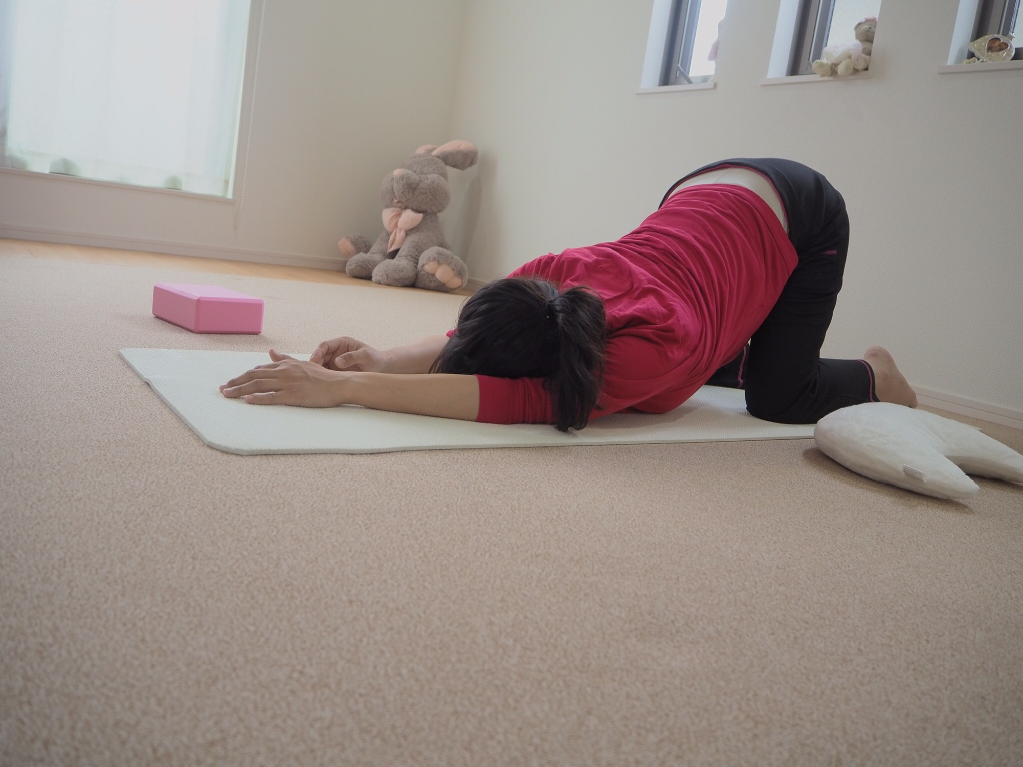 マタニティヨガ 臨月 東大和市にある隠れ家 Monaka Yoga