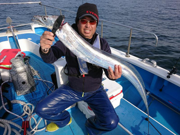 東京湾 太刀魚ジギング オフショアフィッシングチーム 素鰤 S