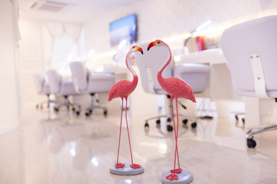 Nail Salon For U 上野 ネイルサロン 店舗内装のデザイン 設計 施工なら 株式会社田島創造所 Nail Salon For U 上野 ネイルサロン 店舗内装のデザイン 設計 施工なら 株式会社田島創造所