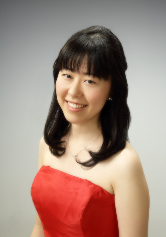 Biography Ayako Sasaki