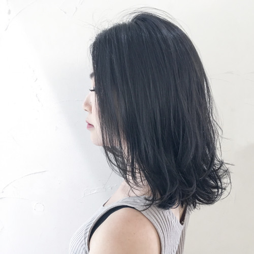 ぜいたく 長め 前髪 ミディアム ヘアスタイル画像