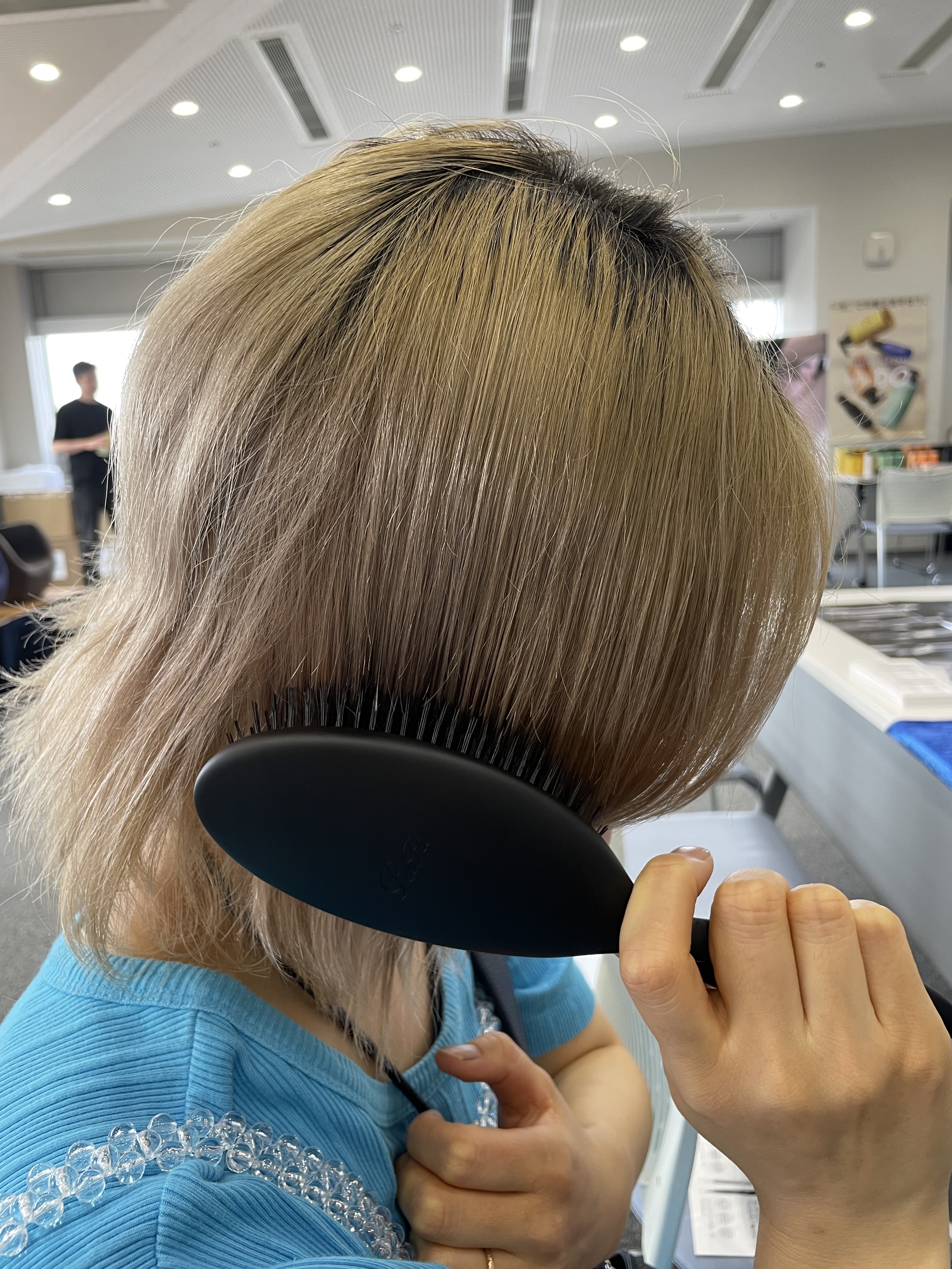 リファ（ReFa）の新作ブラシが凄い！ | 美容室 Ash 横浜店 ブログ