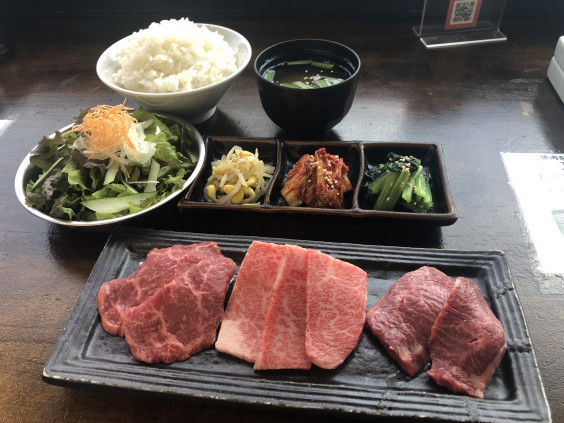 横浜ウォーカー 10 19発売号 秋の鎌倉特集 ランチ 映える肉 への掲載決定 焼肉かまくら本店 横浜ウォーカー 10 19発売号 秋の鎌倉特集 ランチ 映える肉 への掲載決定 焼肉かまくら本店
