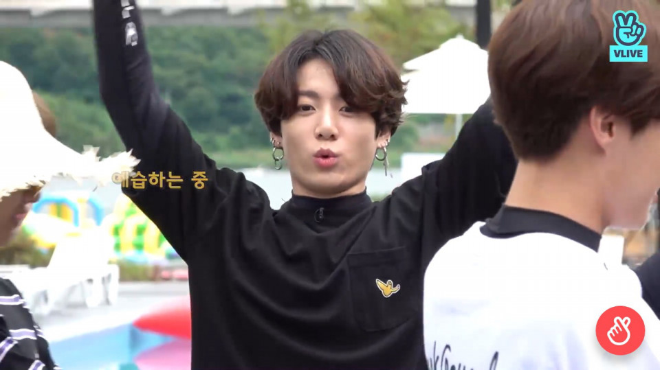 Btsが着てたあの服は Ny生まれのブランド Purple U Btsが着てたあの服は Ny生まれのブランド Purple U