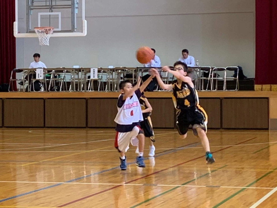 5 5は由井一ファンキーズさん招待試合でした 緑が丘エンジェルス男子 八王子 ミニバス