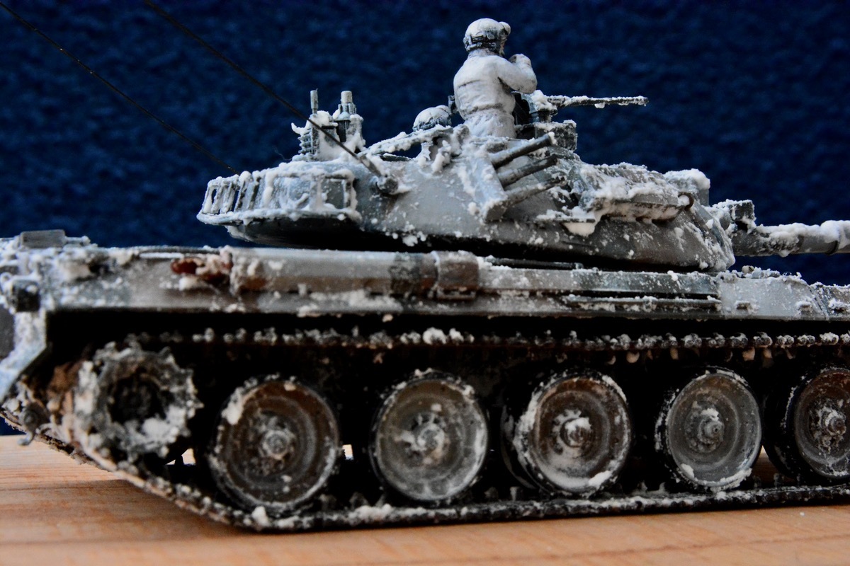 単色冬季迷彩装備セット 戦車塗装] 陸自の74式戦車を冬季迷彩で作る（前編） | Learn and