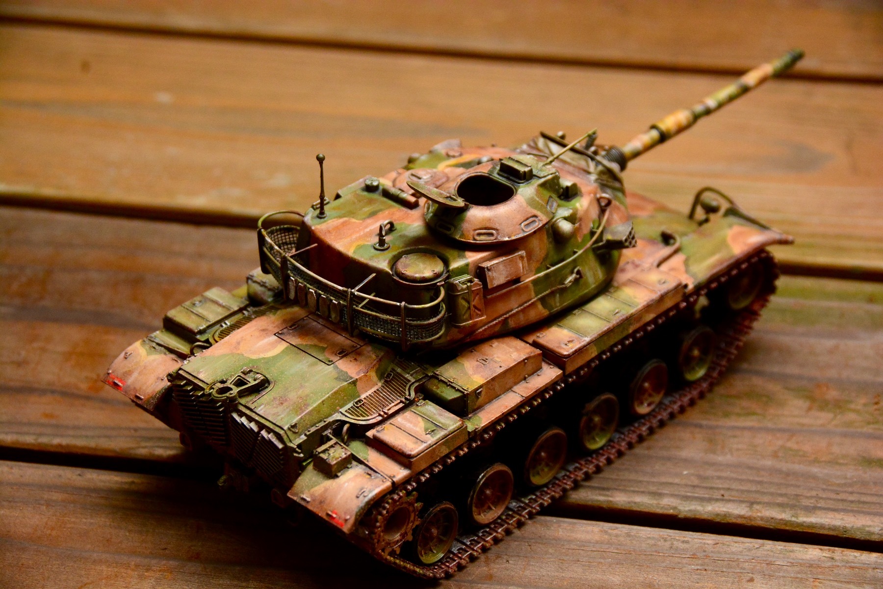 プラモデル 1/35 tank】 戦車模型初心者必見 初めての迷彩塗装
