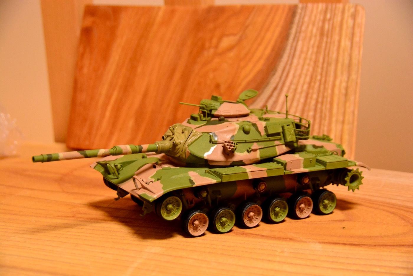 戦車塗装 ] M60A3（スーパーシャイアン）くんを迷彩塗装します