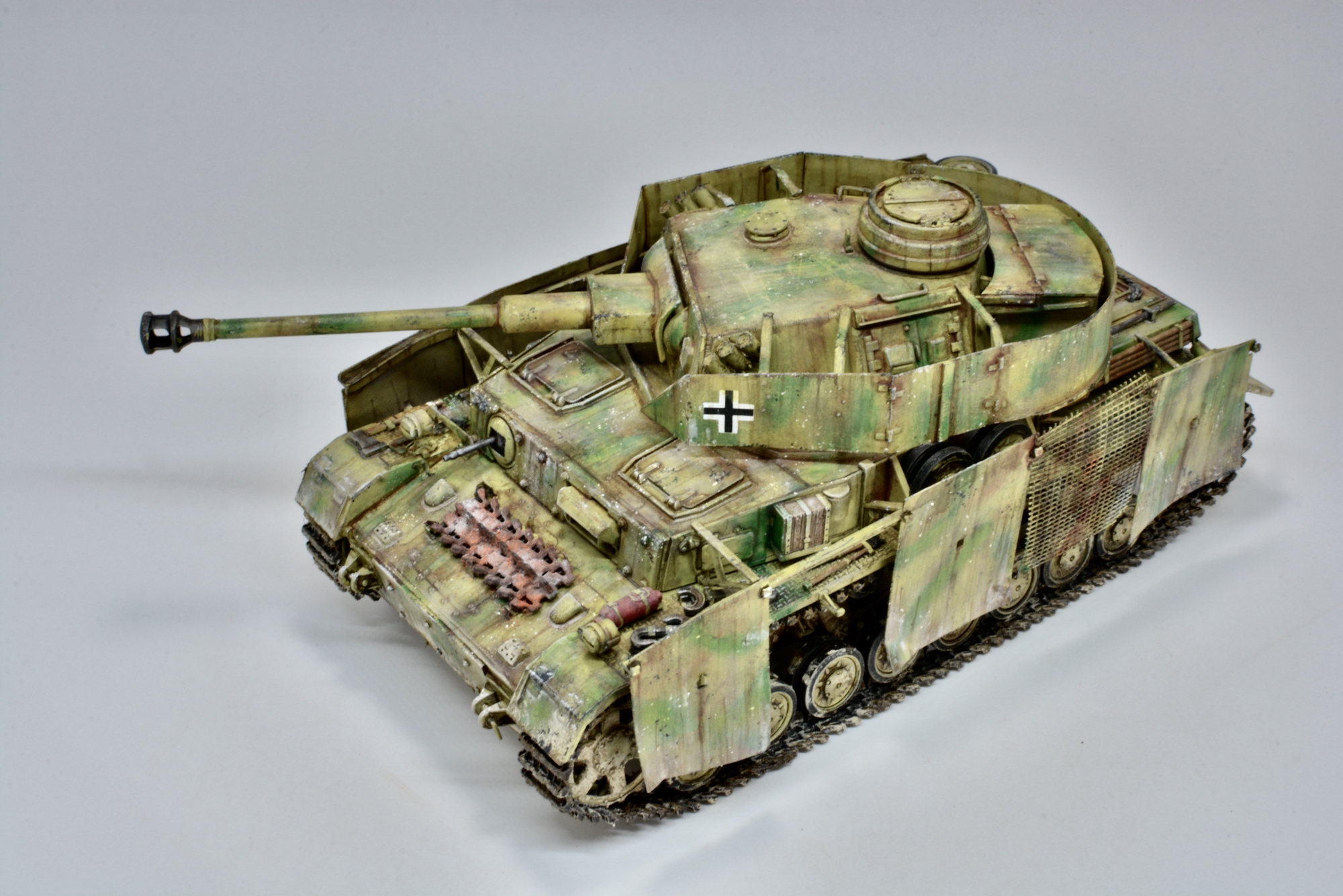 Ⅳ号戦車G型の塗装 (1/35) グリーン迷彩 | Learn and Be Curious