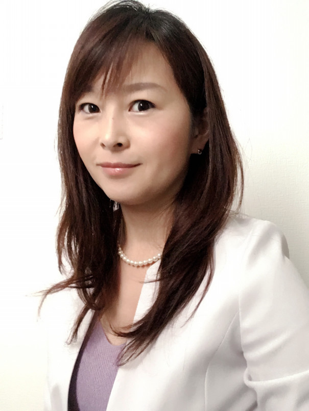 A C C Ayumi Color Consulting は千葉千葉県四街道駅近くのプライベートサロンで女性向けパーソナルカラー 骨格 顔タイプ診断 カラーセラピー 風水 九星気学鑑定を行います