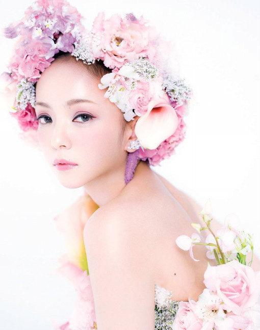 Home 安室奈美恵 Photo Collection