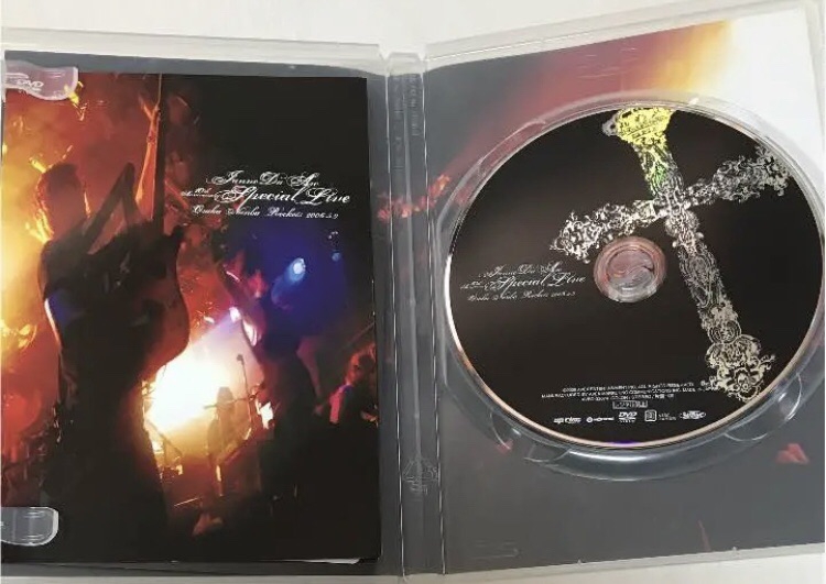 Live DVD〝10th Anniversary Special live-OSAKA NANBA