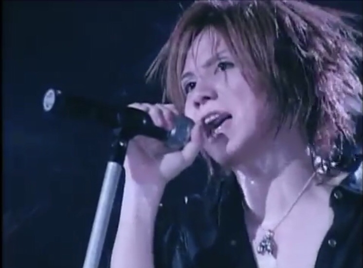 live video&DVD〝100th Memorial Live 〜Live Infinity 2002 at 武道館