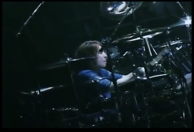 live video&DVD〝100th Memorial Live 〜Live Infinity 2002 at 武道館