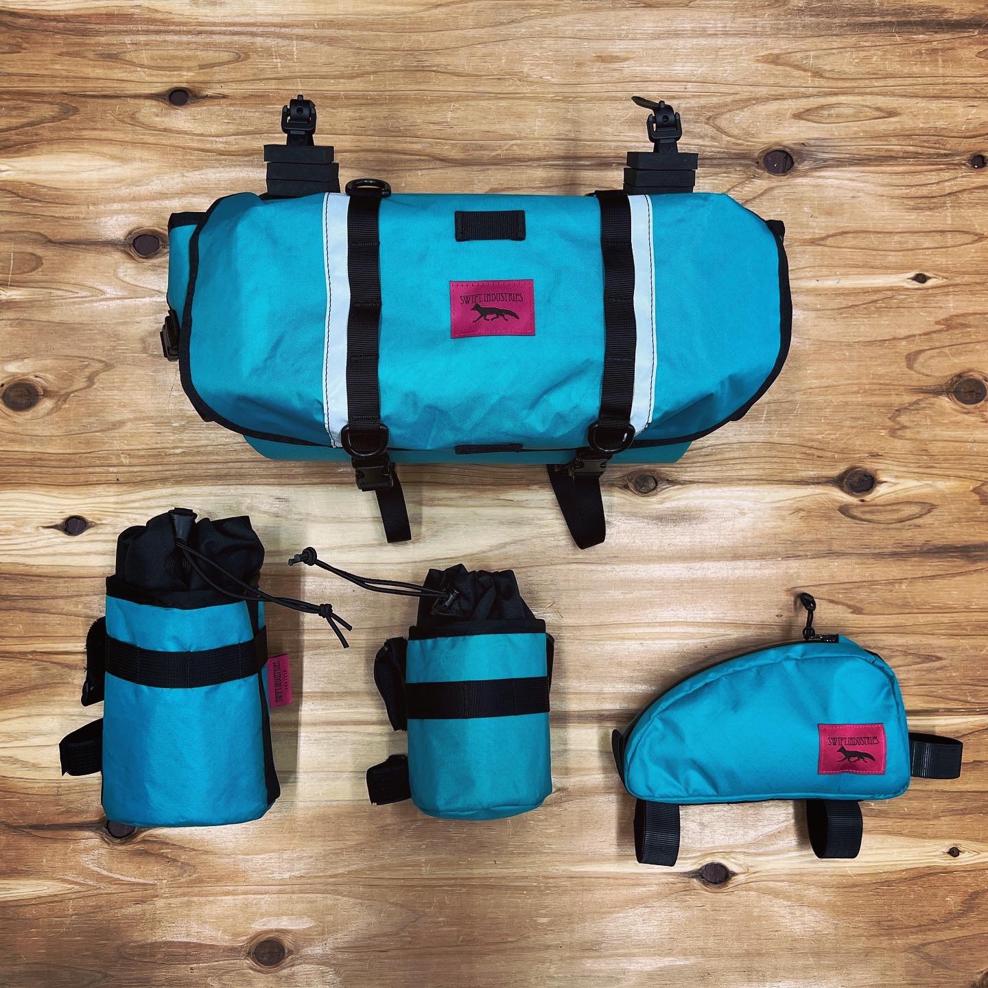 【激安！】新色！SWIFT INDUSTRIES zeitgeist bag campout 2022 reflector サドルバッグ