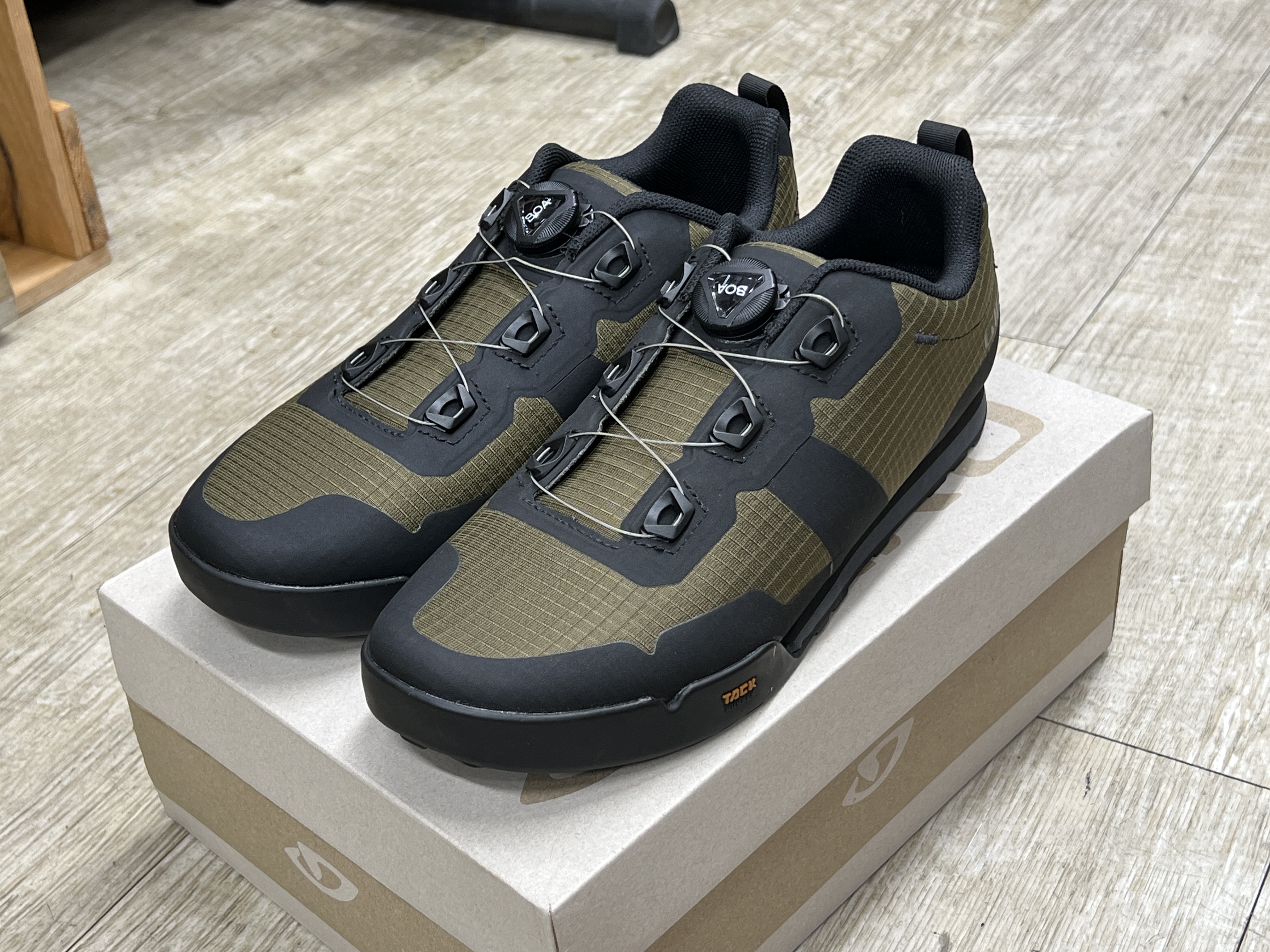 fondriest TF4 Di2 ロードバイク シューズヘルメットセット