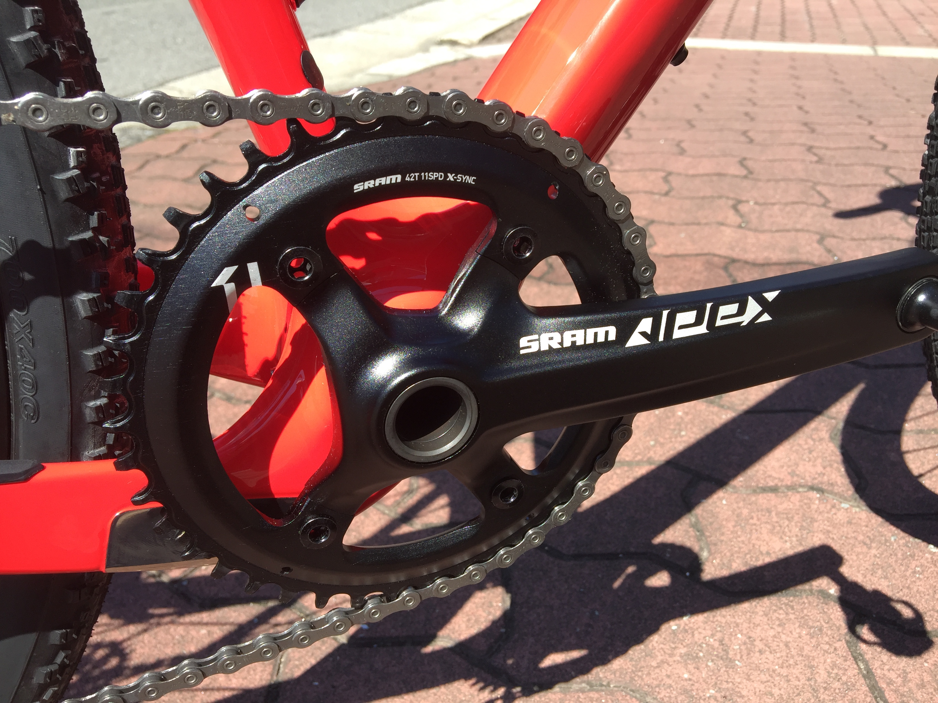 SALSA CYCLES / WARBIRD CARBON 700C | Snatch Cycles