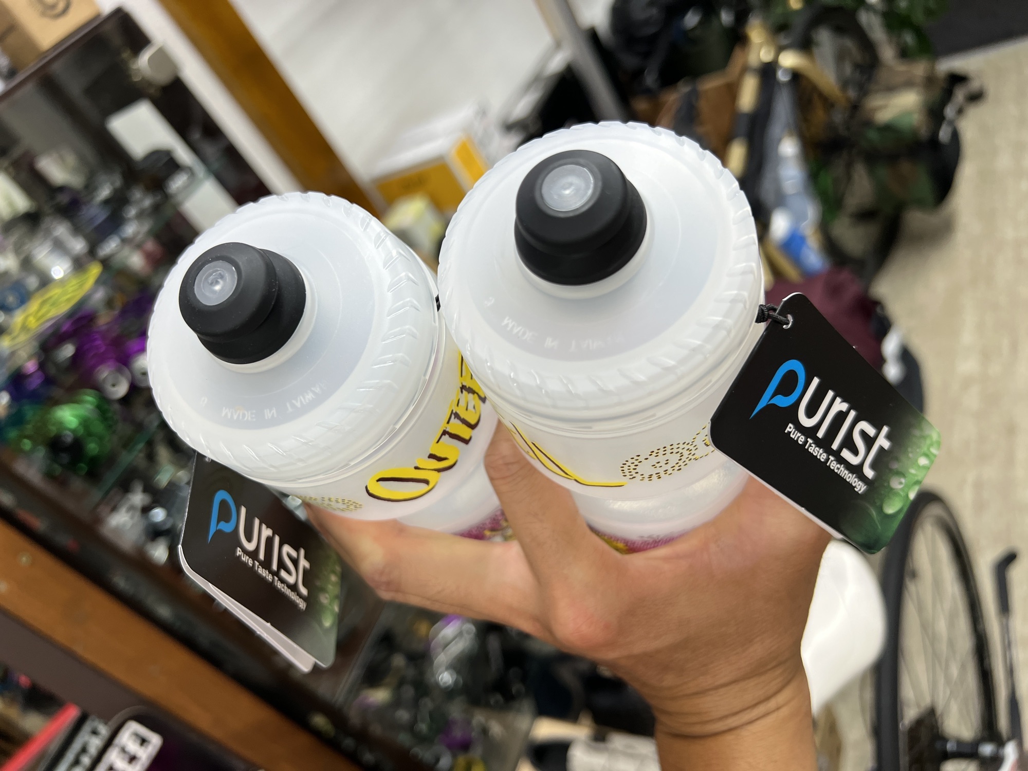 店主おすすめ、デザインボトル入荷。 | Snatch Cycles