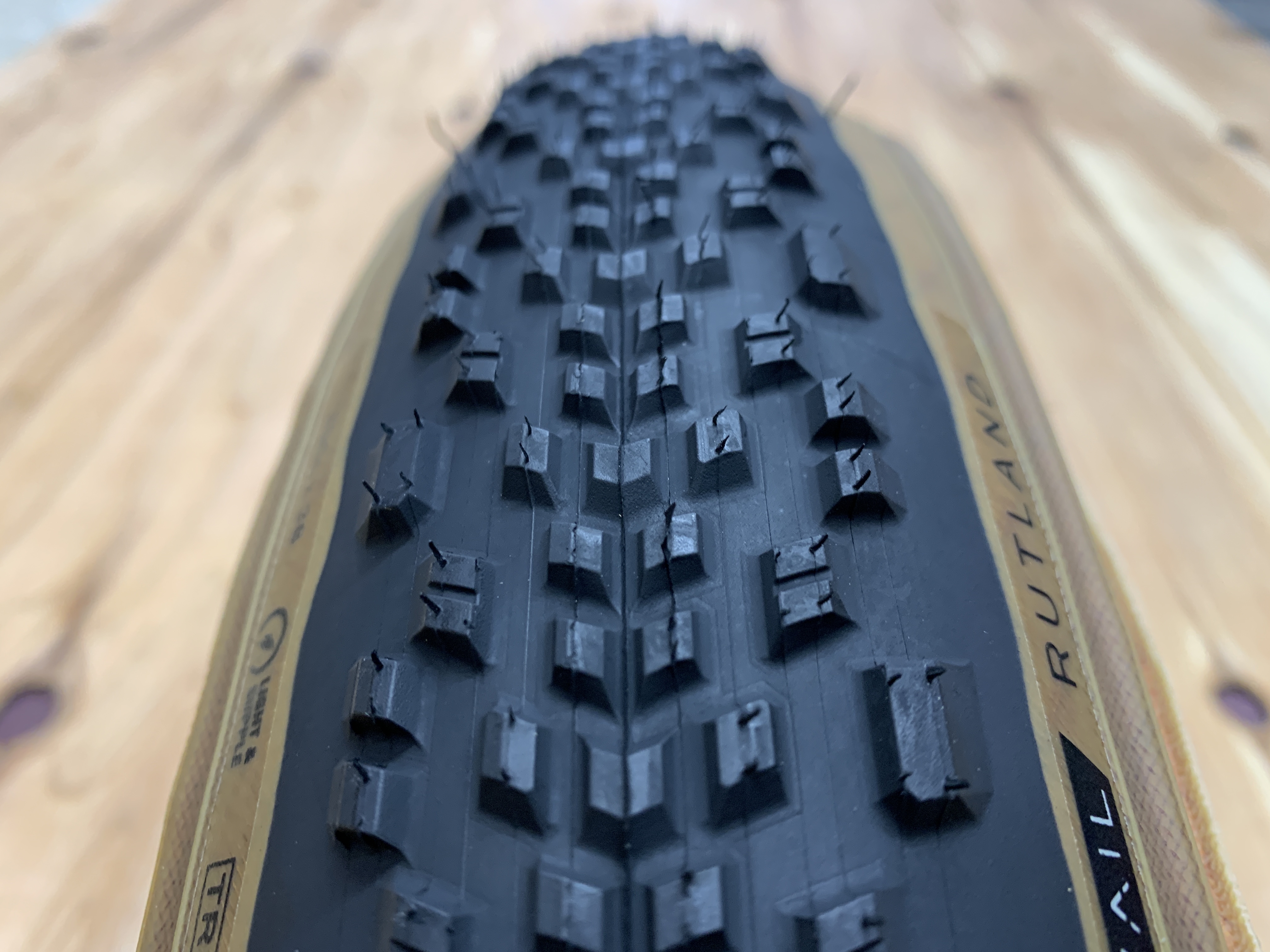 テラベイル　TERAVAIL rutland 700c x 47 413F0Qu97FL._UF350,350_QL50_.jpg