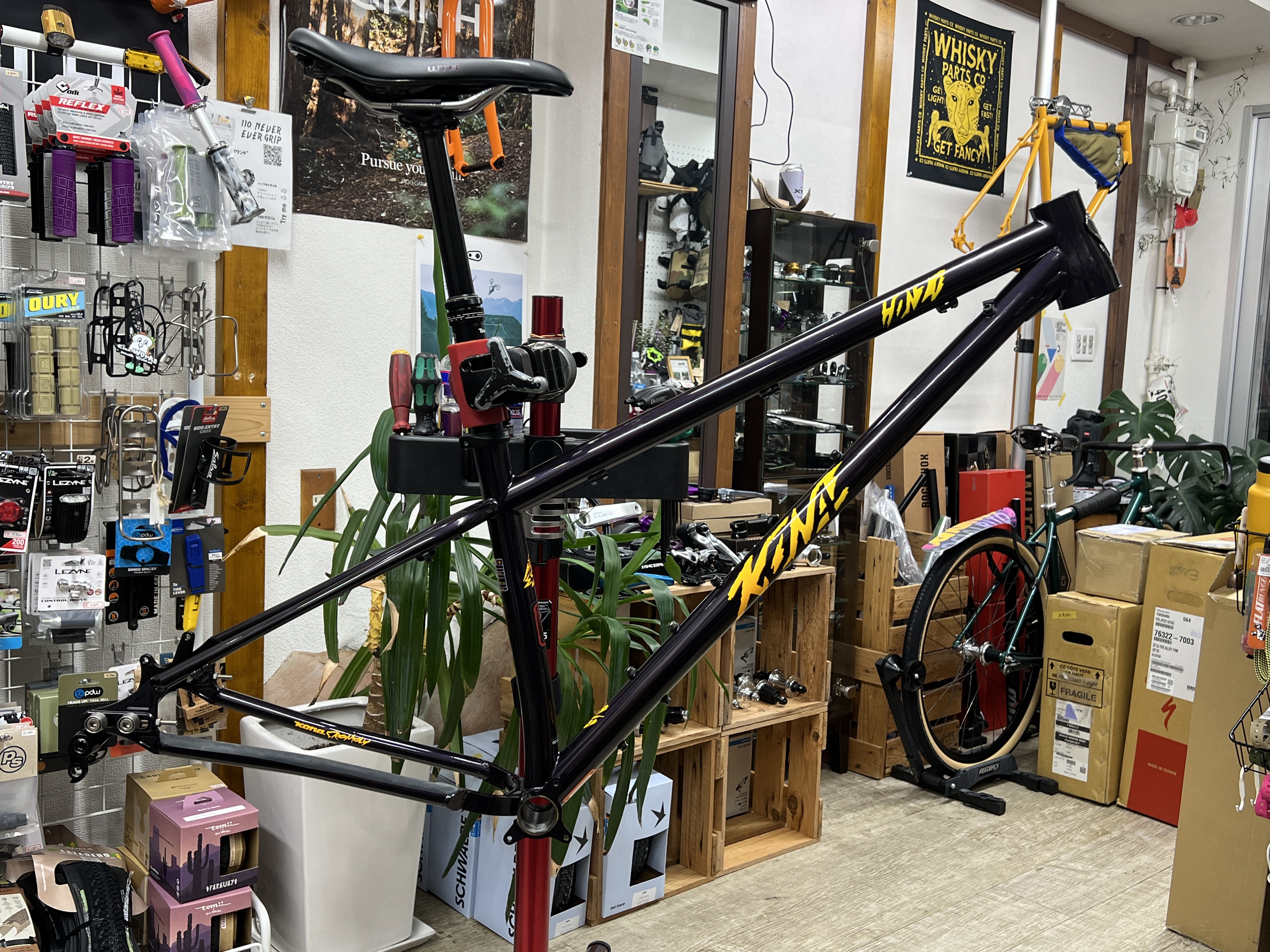 KONA / コナ | Snatch Cycles